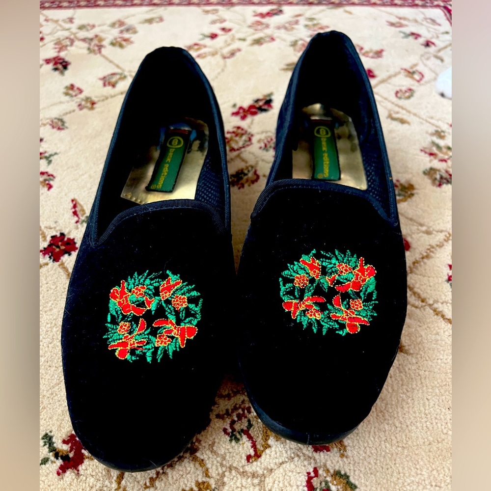 Velvet Christmas flats